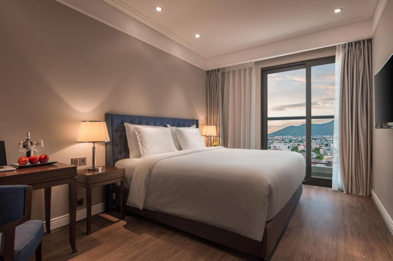 Luxury Beach Condo 5-Star, Rooftop Pool Danang Exterior photo