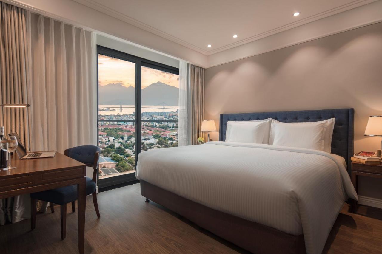Luxury Beach Condo 5-Star, Rooftop Pool Danang Exterior photo
