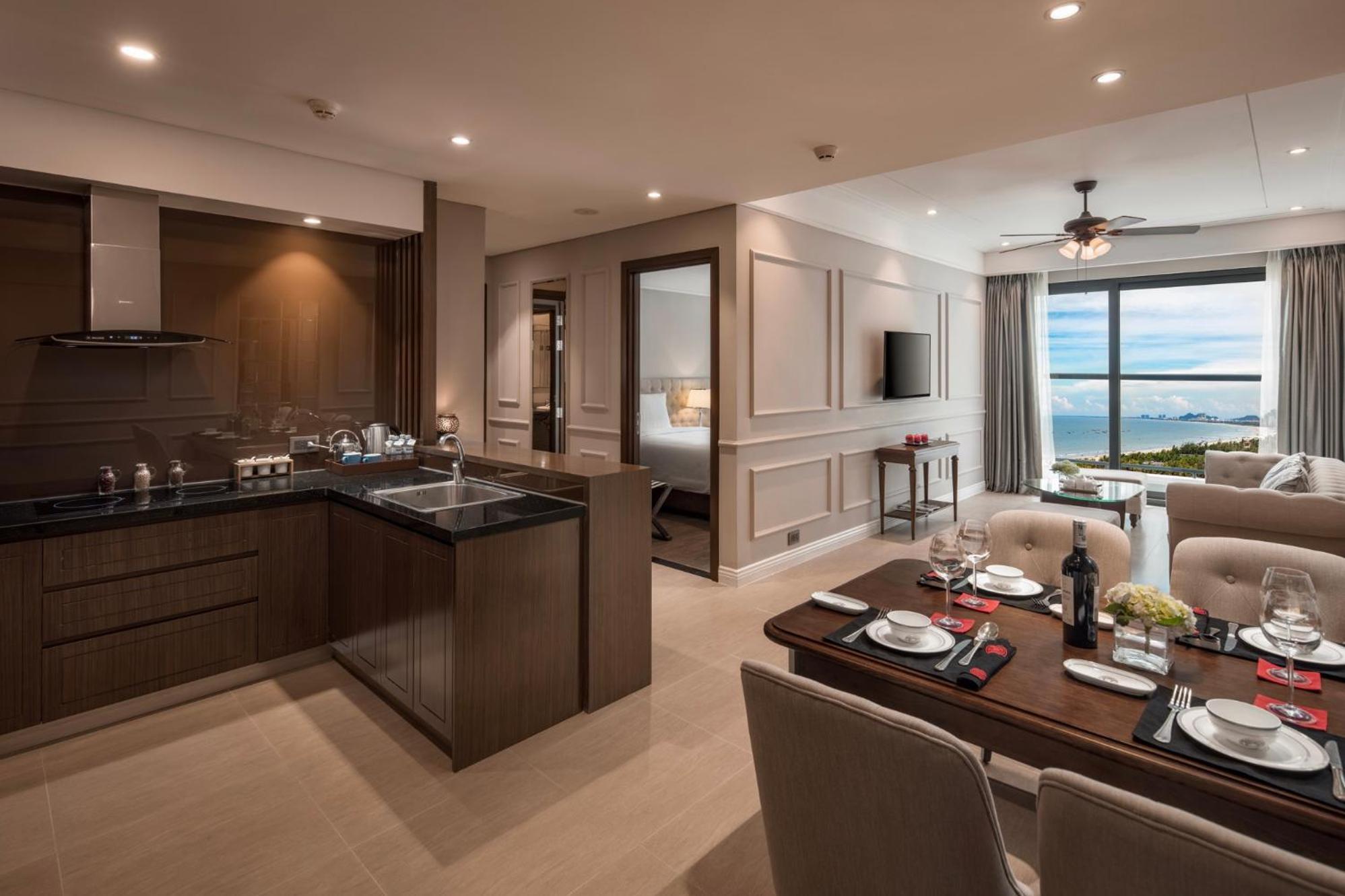 Luxury Beach Condo 5-Star, Rooftop Pool Danang Exterior photo